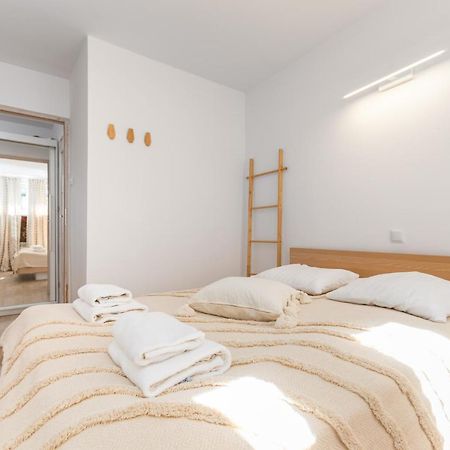 Emilii Plater 47 By Homeprime Warsaw Exterior photo